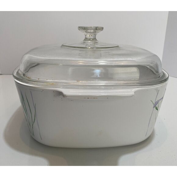 CorningWare 5 Qt Cassarole Dish w/lid A-5-B Iris Blue Purple Flowers USA Made - Picture 2 of 6